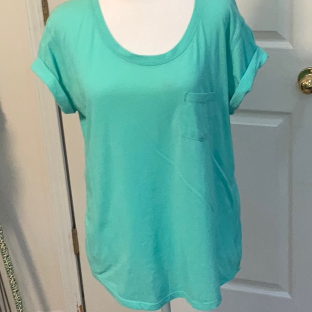 ANA SHORT SLEEVE TOP SIZE L NWOT